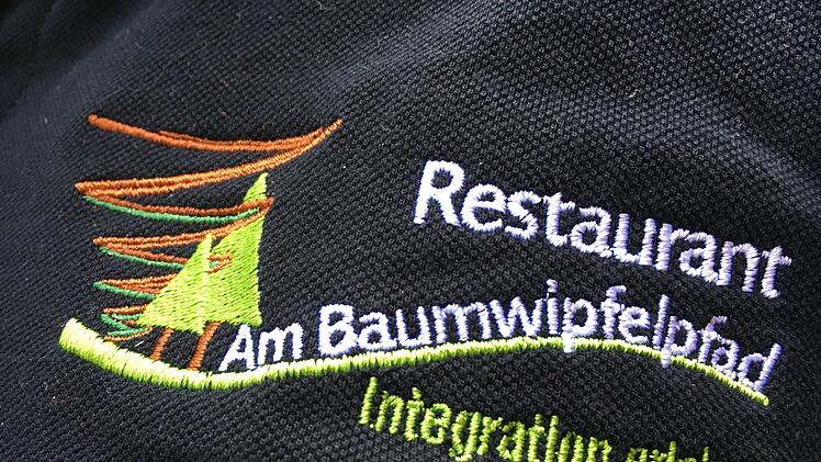 Lebenshilfe bewirtet und kassiert.Foto: Anette Schreiber
