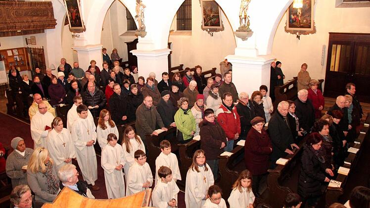 Zahlreiche Gläubige waren zum Gottesdienst gekommen.