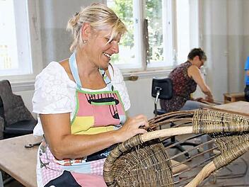 Flechtkurse und Workshops sollen künftig nicht nur zu bestimmten Anlässen, sondern ganzjährig angeboten werden.  Foto: Gerda Völk