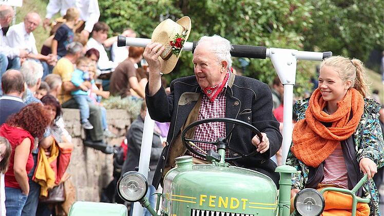 Schirmherr Altbürgermeister Gerhard Adam.