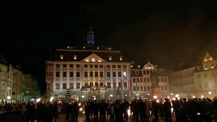Impressionen vom CC-Fackelzug und der Mahnstunde auf dem Coburger MarktplatzFoto: Jochen Berger