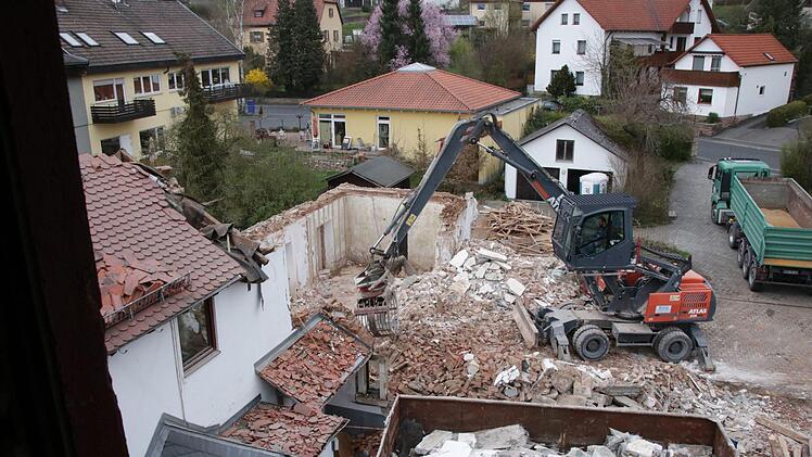 Abriss des ehemaligen Sanatoriums Trümbach in Bad Bocklet.Ralf Ruppert