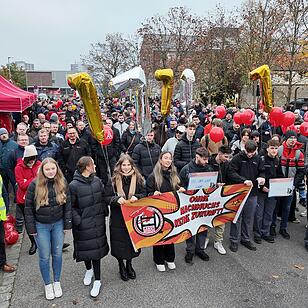 Bamberger Bosch-Belegschaft im Warnstreik - "heiße Woche" der IG Metall läuft