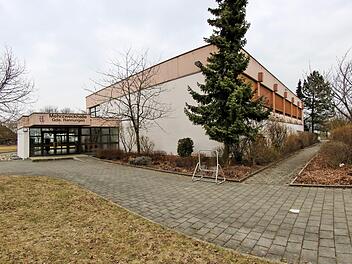 Die Planung der Renovierung der Mehrzweckhalle geht in die heiße Phase. Der  Gemeinderat vergab Leistungen in Höhe von rund 221.000 Euro. Die Planung wird  über ein Jahr dauern. Foto: Dieter Britz