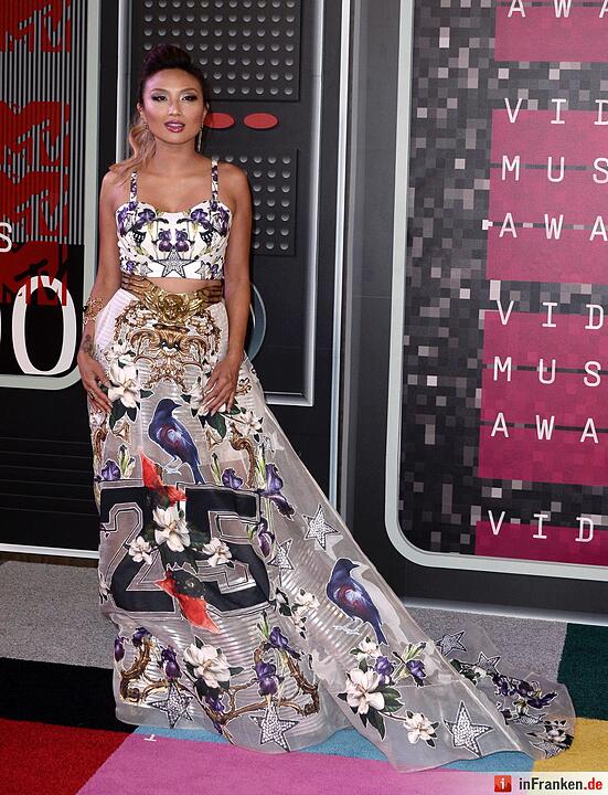 Red Carpet - MTV Video Music Awards 2015