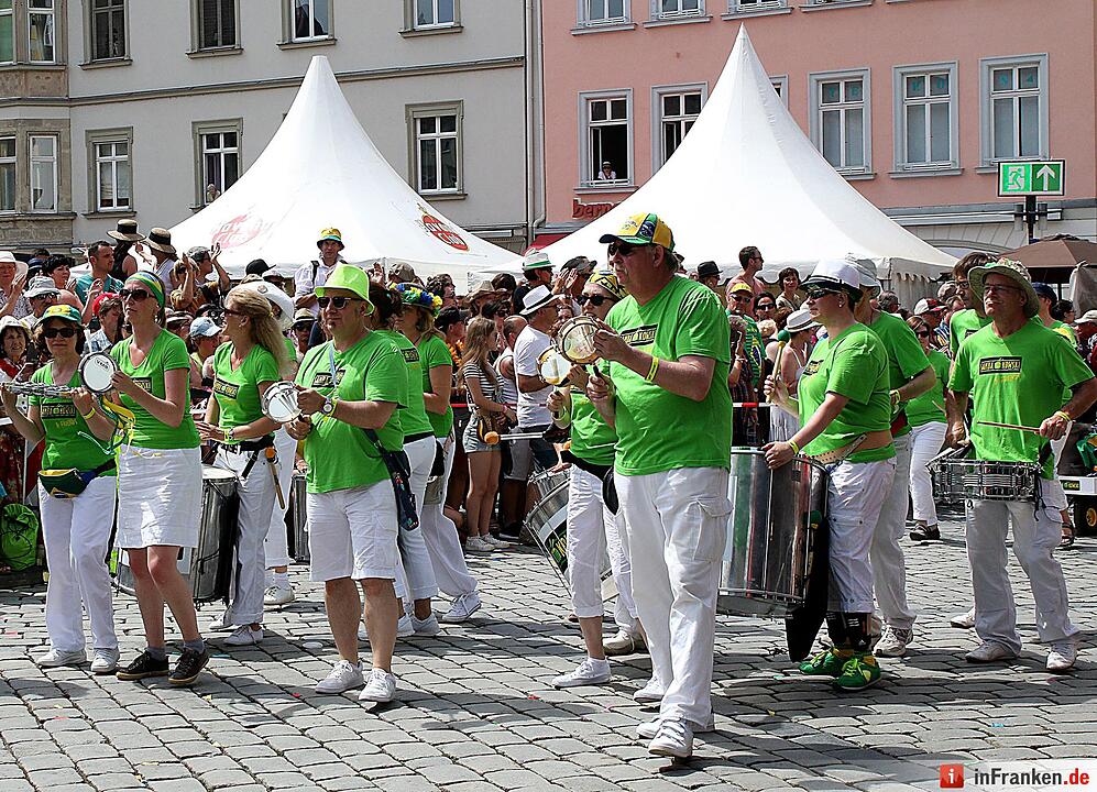 C_0710_Sambaumzug_20