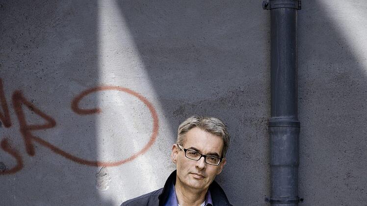 Die Musiker des Aramis-Trios Martin Emmerich, Heiner Reich und Fabian Wankmüller  sind nicht nur Interpreten sondern auch die Organisatoren des Festivals "Klanggrenzen". Zu den Solisten, die im Juli in Coburg erwartet werden, zählt auch der Pianist Markus Becker.Foto: Irene Fandel