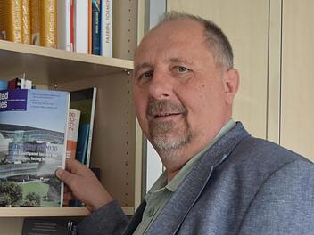Der Baiersdorfer Bürgermeister engagiert sich in Europa für die Belange der Kommunen. Foto: Ronald Heck