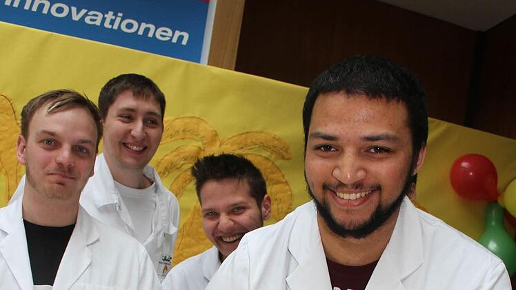 Terence Adolphus und sein Team haben mit ihren orientalischen Röllchen genau den Geschmack der Tester getroffen: Sie haben halbfertige Teigröllchen mit Fleisch oder mit Couscous gefüllt und dazu passende Dips entwickelt. Für Berufstätige, die Lust auf Würziges haben, genau das richtige