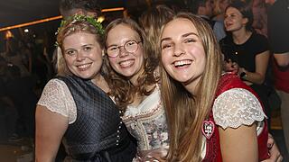 Es spielten die "Kasendorfer Musikanten" und "Die Wilderer".