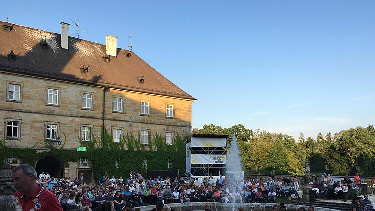 Impressionen vom Auftakt des Tambacher Sommers mit Willy AstorFoto: Jochen Berger