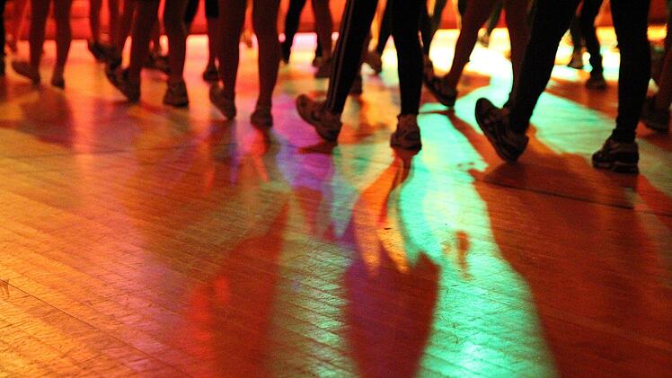 Bamberg lädt zu Erlebnistanz im Tivolischlösschen ein - Musik aus aller Welt