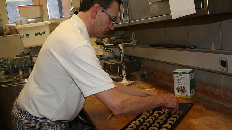 Georg Oesterlein verrät sein Vanillekipferl-Rezept. Foto: Veronika Schadeck