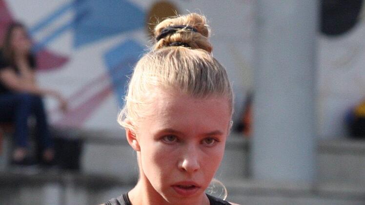 Viviane Heilmann (TV DJK Hammelburg) lief über 400 Meter der U20 auf Platz drei der deutschen Rangliste.