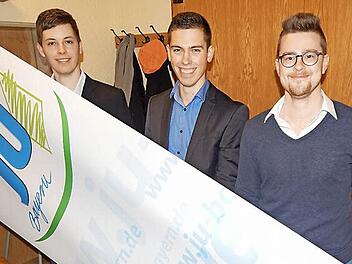 Dominik Geyer, Johannes Lorz und Carsten Hellinger (von links) sind das neue Führungstrio der JU Höchstadt.  Foto: Mona Lisa Eigenfeld