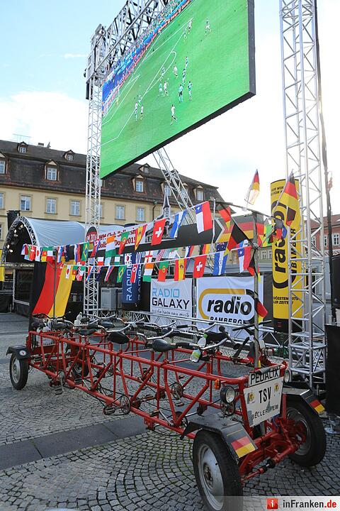 Bamberg; Public-Viewing zum Spiel Deutschland gegen Nordirland; Foto: Barbara Herbst