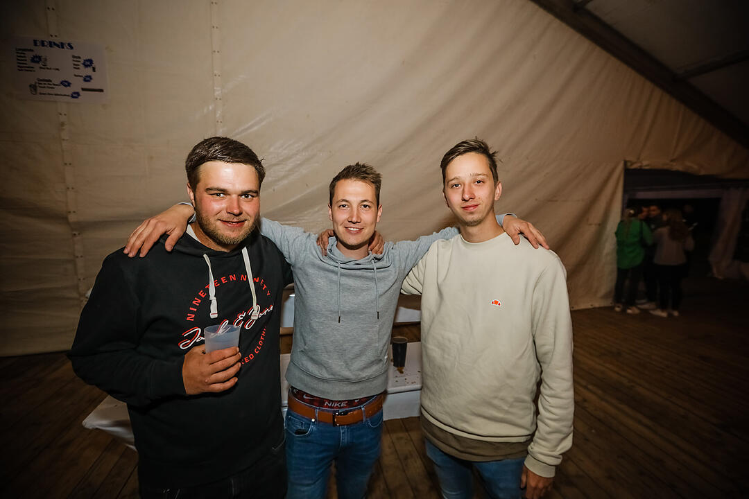 Weinfest Opening Party mit DJ Matze und Franky