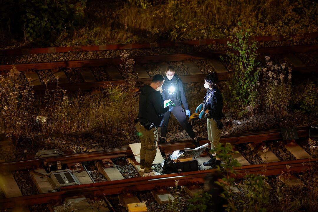 Brand im Gleisbereich in Wuppertal