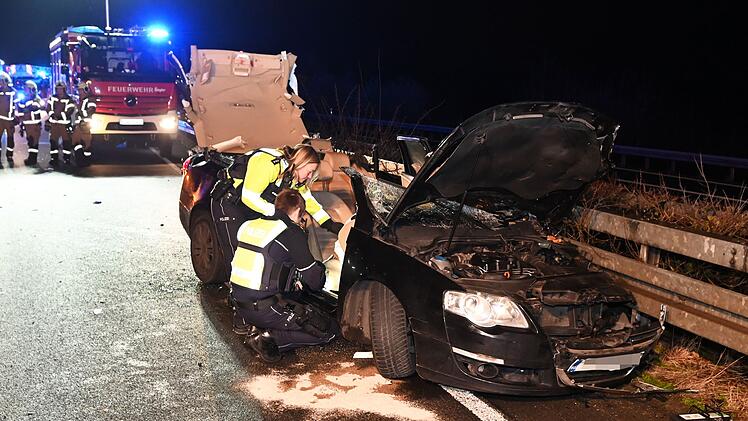 A43 nach schwerem Unfall gesperrt