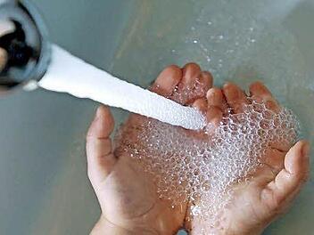 In Wilhelmsthal stand wieder mal die Wassersituation im Fokus einer Gemeinderatssitzung. Foto: Patrick Pleul/dpa