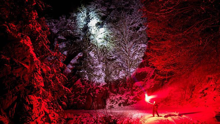 Feuer und Eis in der Steinachklamm  Foto: Alexander Muck