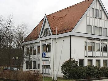 Das Rathaus in Untersteinach ist nicht barrierefrei - daran entzündet sich immer wieder Streit. Foto: Archiv/Matthias Beetz