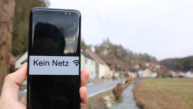 Mobiles Telefonieren in Wolfsberg - Fehlanzeige. Im Trubachtal leiden mehrere Gemeinden unter Funklöchern. Foto: Ronald Heck