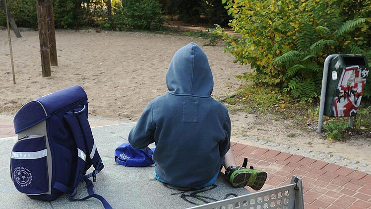 Eine Zweitkl&auml;sslerin wurde einer Berliner Grundschule von einem Jungen angemacht, weil sie nicht an Allah glaubt. Der Vorfall sorgt f&uuml;r Entsetzen.  Symbolfoto: Jens Kalaene/dpa-Zentralbild/dpa