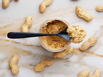 Erdnussbutter