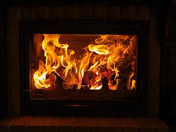 Holzofen, Ofen, Kamin, Feuer