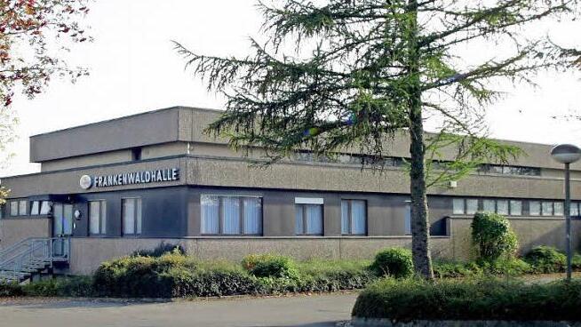 Die energetische Sanierung der Frankenwaldhalle soll durch Geld aus dem "Kommunalen Investitionsprogramm" ermöglicht werden. Foto: Klaus-Peter Wulff