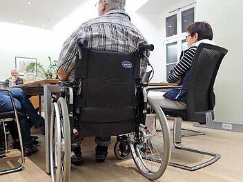 Das erste Treffen der AG Barrierefreiheit der Stadt Ebern. Bayern soll bis 2023 barrierfrei sein, so das Ziel der Staatsregierung.Foto: Johanna Eckert