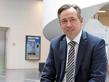 Sieht so der Durchschnittsbürgermeister aus? Landrat Alexander Tritthart kommt den Werten sehr nahe.