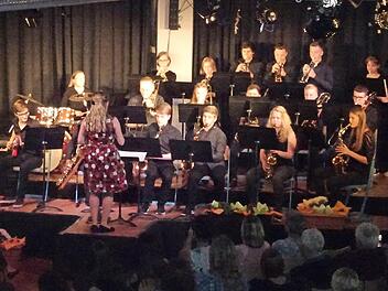 Die Big Band widmete sich der Filmmusik, u. a. mit "You'll be in my heart" aus Tarzan. Fotos: privat