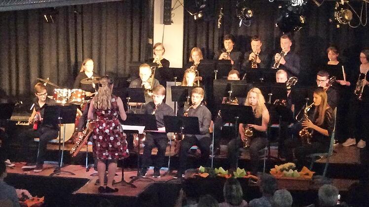 Die Big Band widmete sich der Filmmusik, u. a. mit "You'll be in my heart" aus Tarzan. Fotos: privat