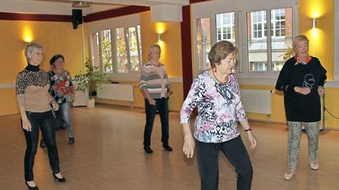 Zumba und Tanzen machen Spaß. Foto: Carmen Schwind