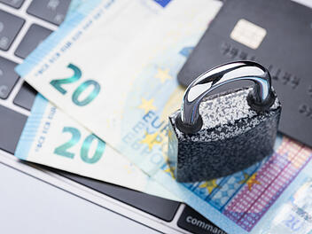 Geld, Euro, Betrug, Phishing