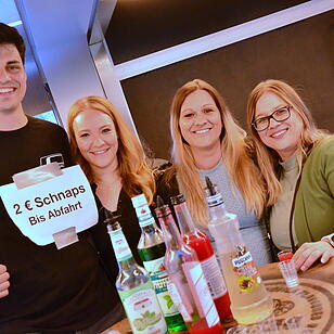 Auf drei Decks wurde richtig gefeiert!