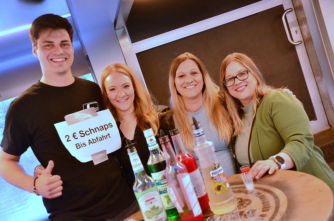 Auf drei Decks wurde richtig gefeiert!