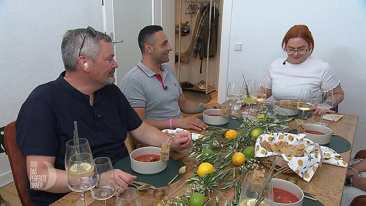 Mit Wassermelonen-Gazpacho beginnt das mediterrane Men&uuml;.