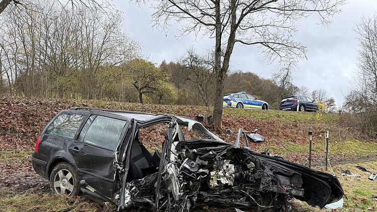 Autounfall im Kreis Bad Kissingen endet tödlich