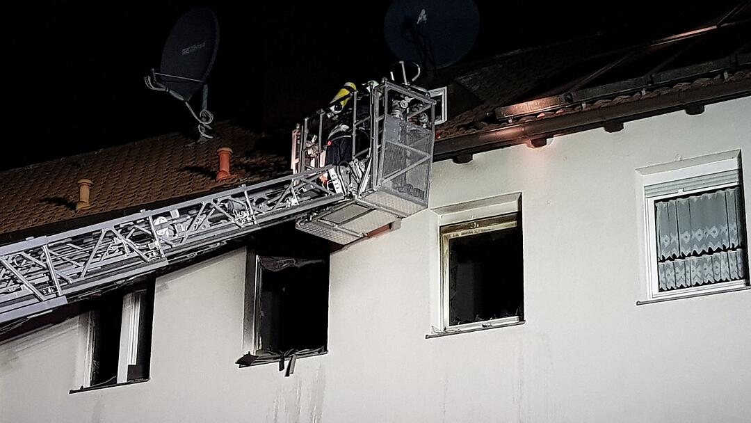 Mittelfranken: 62-Jähriger vor Brand im Mehrparteienhaus gerettet