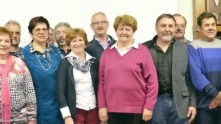 Diesen KTZV-Mitgliedern dankte der Verband für ihre Leistungen und ihre Treue.  Fotos: Lothar Weidner