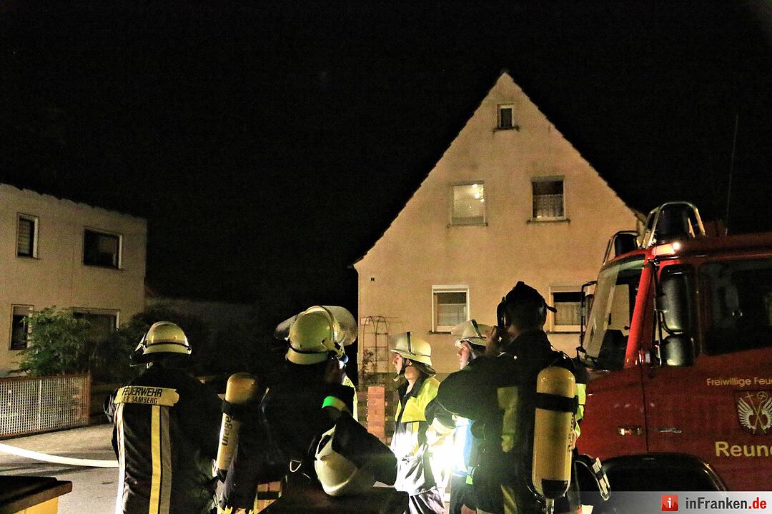 SEK stürmt Wohnhaus in Reundorf