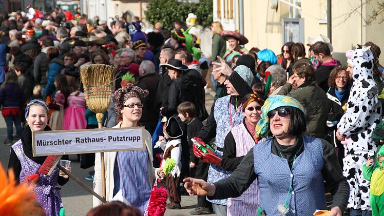Die Mürschter machen Großputz im Rathaus.