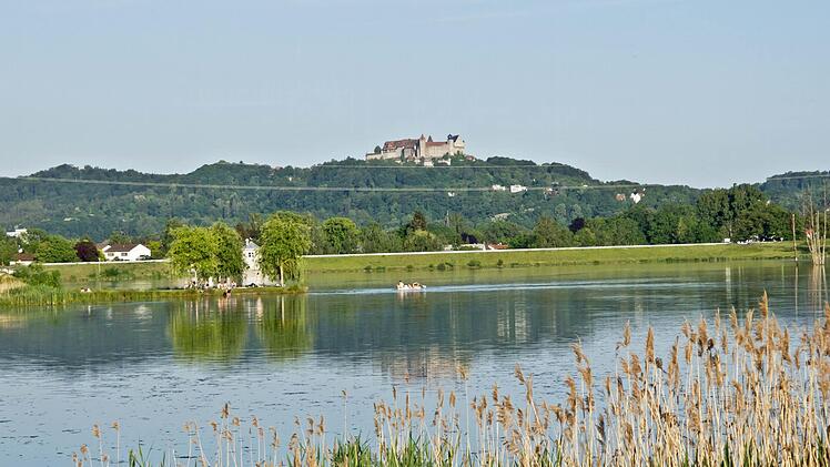 Wunderschöner Goldbergsee: Einst als Hochwasserrückhaltebecken gebaut, ist er mittlerweile zum beliebten Naherholungsgebiet geworden. Foto: Jochen Berger