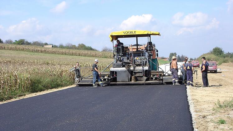 Buttenheim: Kreisstra&szlig;e BA 12 f&uuml;r eine Woche gesperrt - Durchgangsverkehr wird umgeleitet