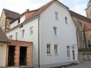 Am Samstag sollen die ersten Nutzer ins neue Pfarrzentrum hinter der Eberner Stadtpfarrkirche einziehen.Fotos: Ralf Kestel