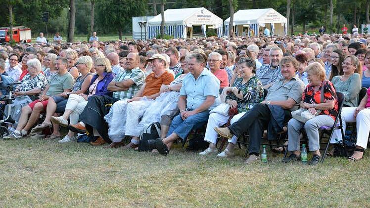 Michl Müller im Kurpark in Bad Bocklet, 18. Juli 2015 Foto: Björn Hein