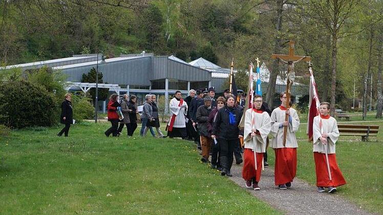 Unter dem biblischen Satz "Sucht der Stadt Bestes" fand die diesjährige St. Georgs-Prozession in Bad Brückenau zu Ehren des Schutzheiligen statt. Foto: Marion Eckert